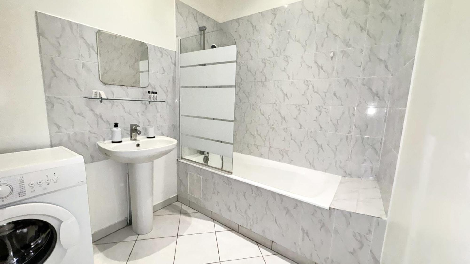Suite Cinnabar Oullins Exterior foto